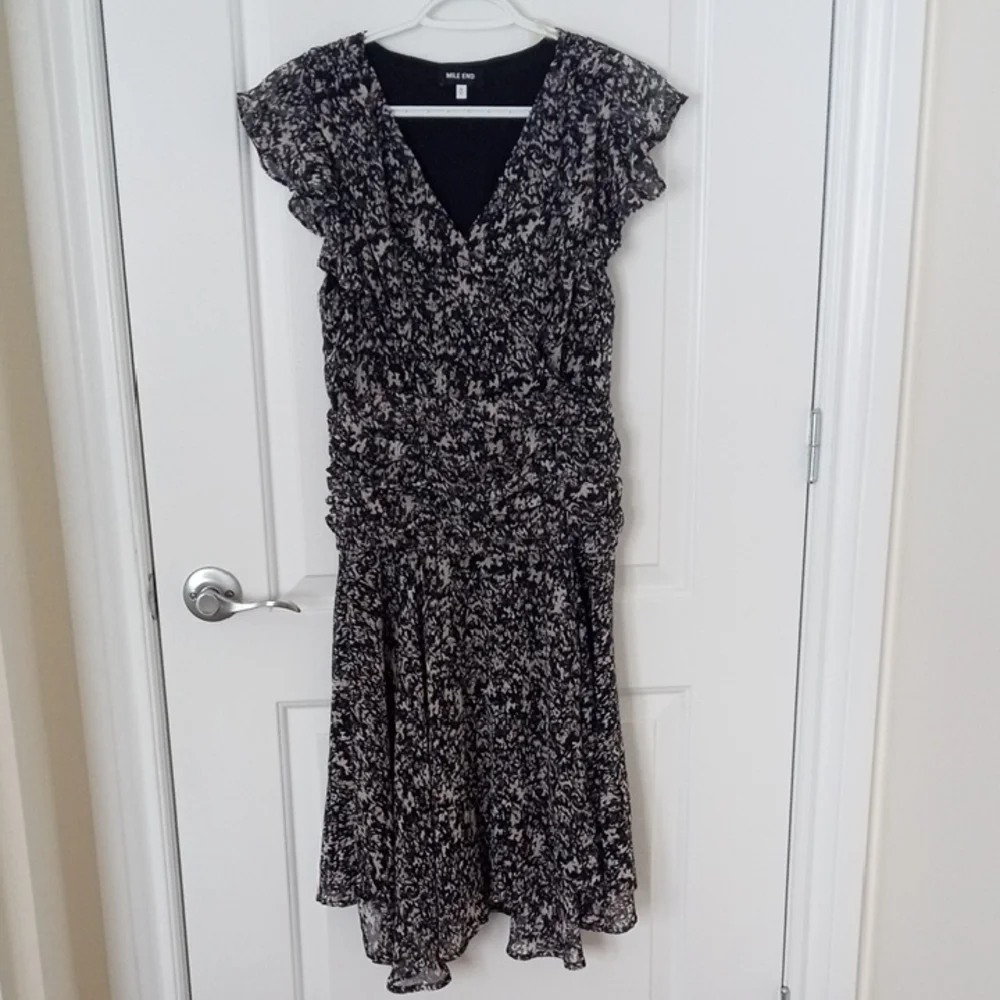 Elegant Black And Multi Color Midi Dress - Picture 5 of 15